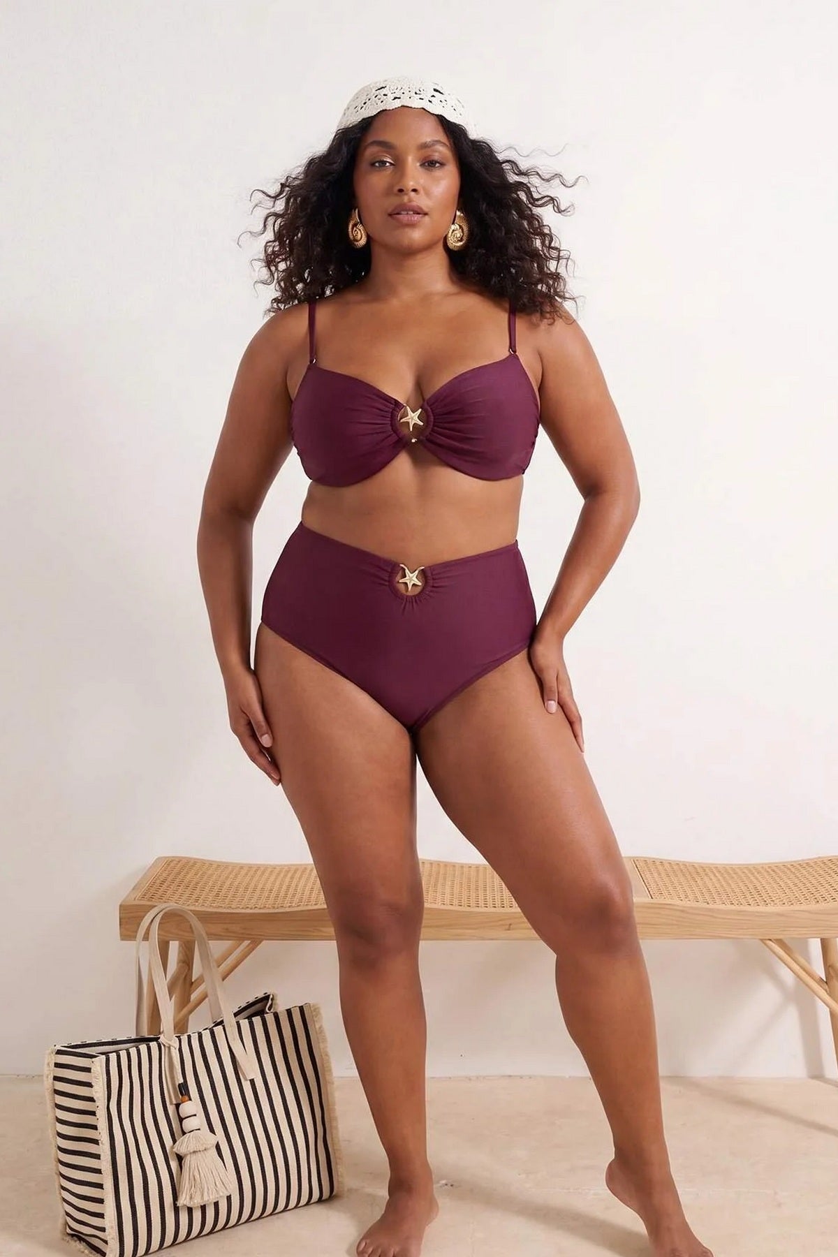 Donji dio bikinija TBBSS25CR00000 - šljive [djesi-src-8928e5766b8ff424b39791cd838be24518e560344994fdc7f4a3869d0772a424]