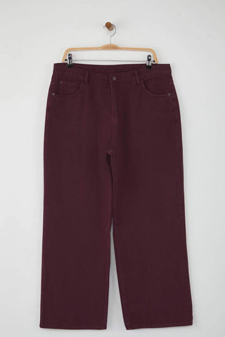 Jeans TBBSS24CJ00050 - bordo [djesi-src-c85e545738dccff1ebb3b7d825dd7c24032b261fe36f6c7ea1ab61e779bb98a7]