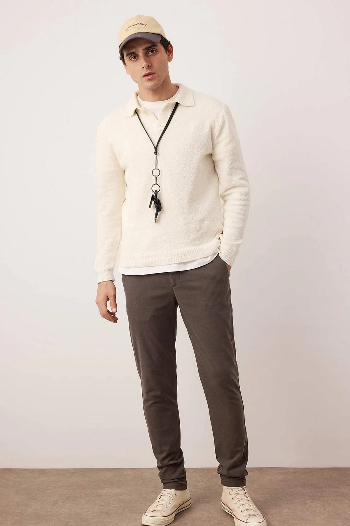 Pantalone TMNAW26PL00007 - braon [djesi-src-2f737d88db95dd0c1dca5e954044625816055b4f0effd2cd5fdbf5f9dfd1332d]