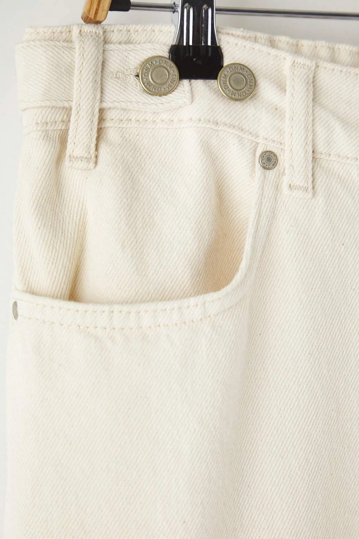 Pantalone TBBAW26AR00018 - ekru [djesi-src-c0030960270febee76392a90d4d4484341768eb0b1a4407458c8e2cbb8610a4c]