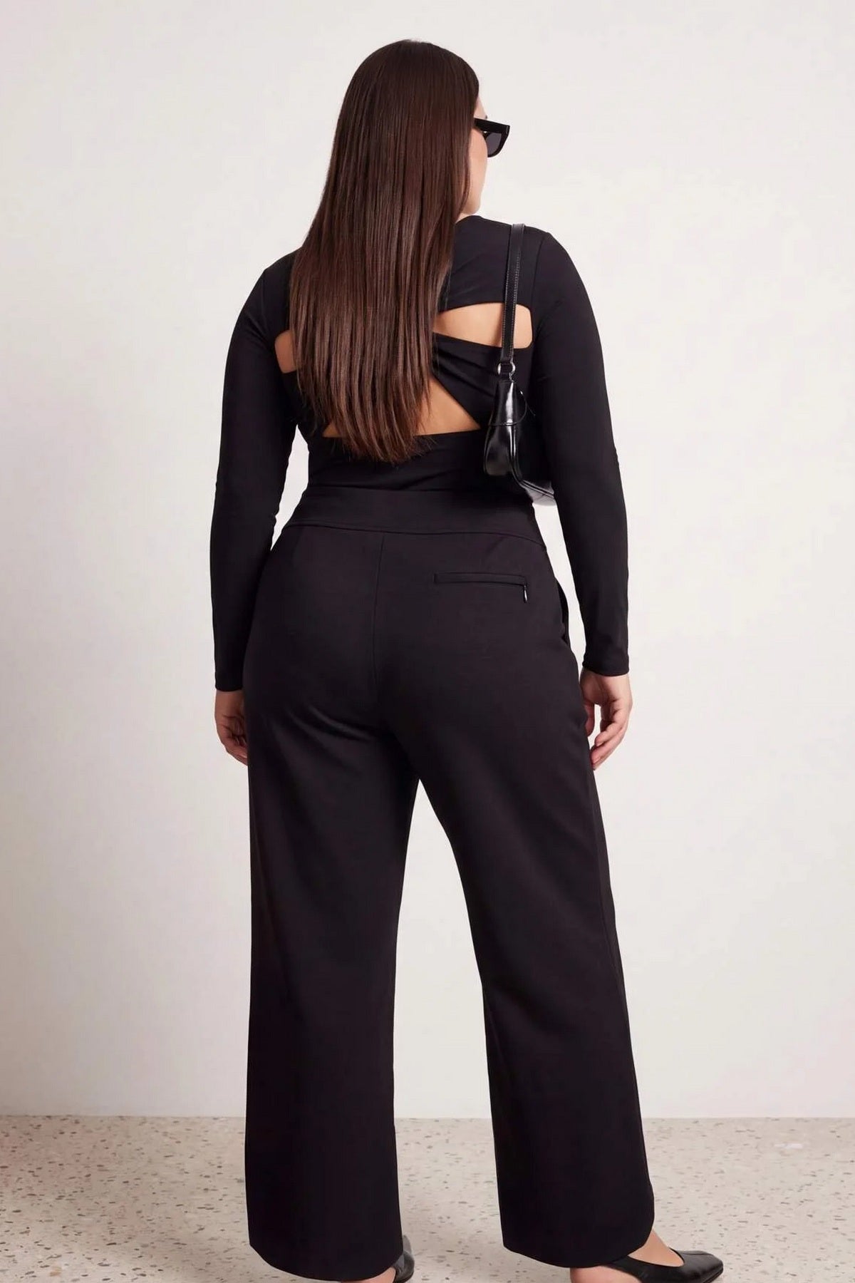 Pantalone TBBAW27AR00031 - crna [djesi-src-e5655b7d60d4287b1b982dd23925d19ccd8cf95baeb89c718021459985e98211]