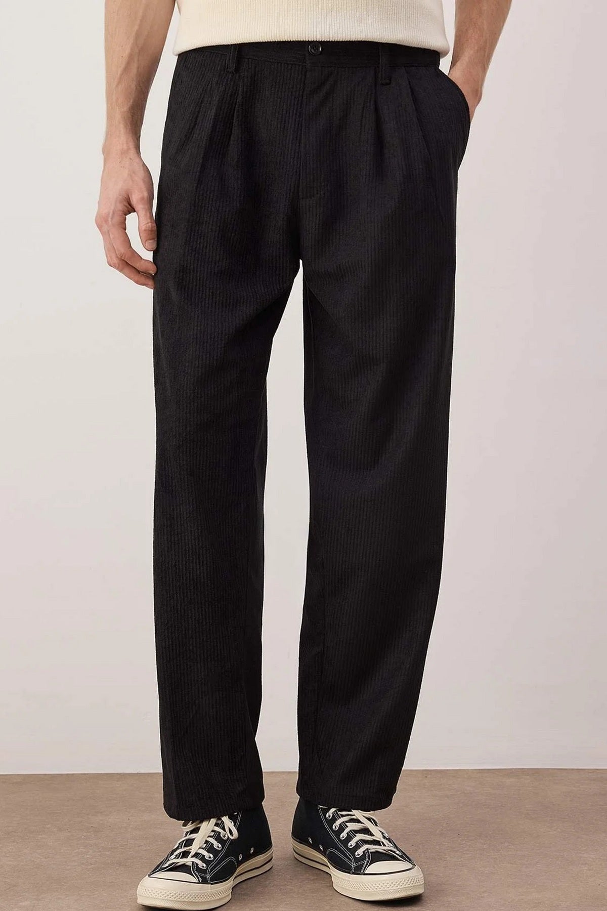 Pantalone TMNAW26PL00022 - crna [djesi-src-d402c9e28e631a0dbc00c5f3fb3e316fd89c11ed4fec6a1f430bda0d96a4f4ce]