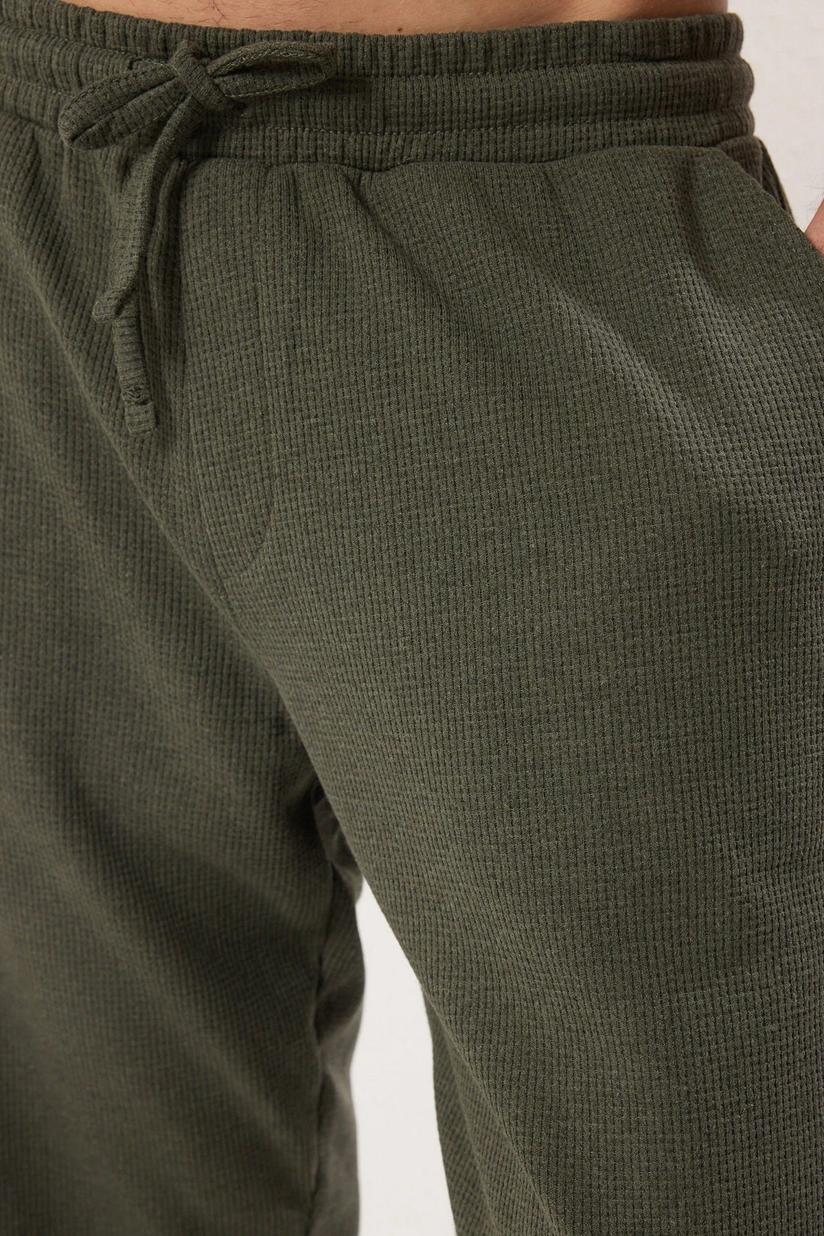 Trenerka TMNSS25EM00010 - khaki [djesi-src-a2602da6843b26dedbe09ddd7702b452735ebc6f2060b26d855688cf33798ce5]