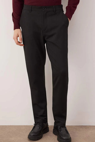 Pantalone TMNAW26PL00025 - crna [djesi-src-85089b173472d18ac60c1a093e95e4e0471a8d2da9a0ae9406252f0a7b8f232a]