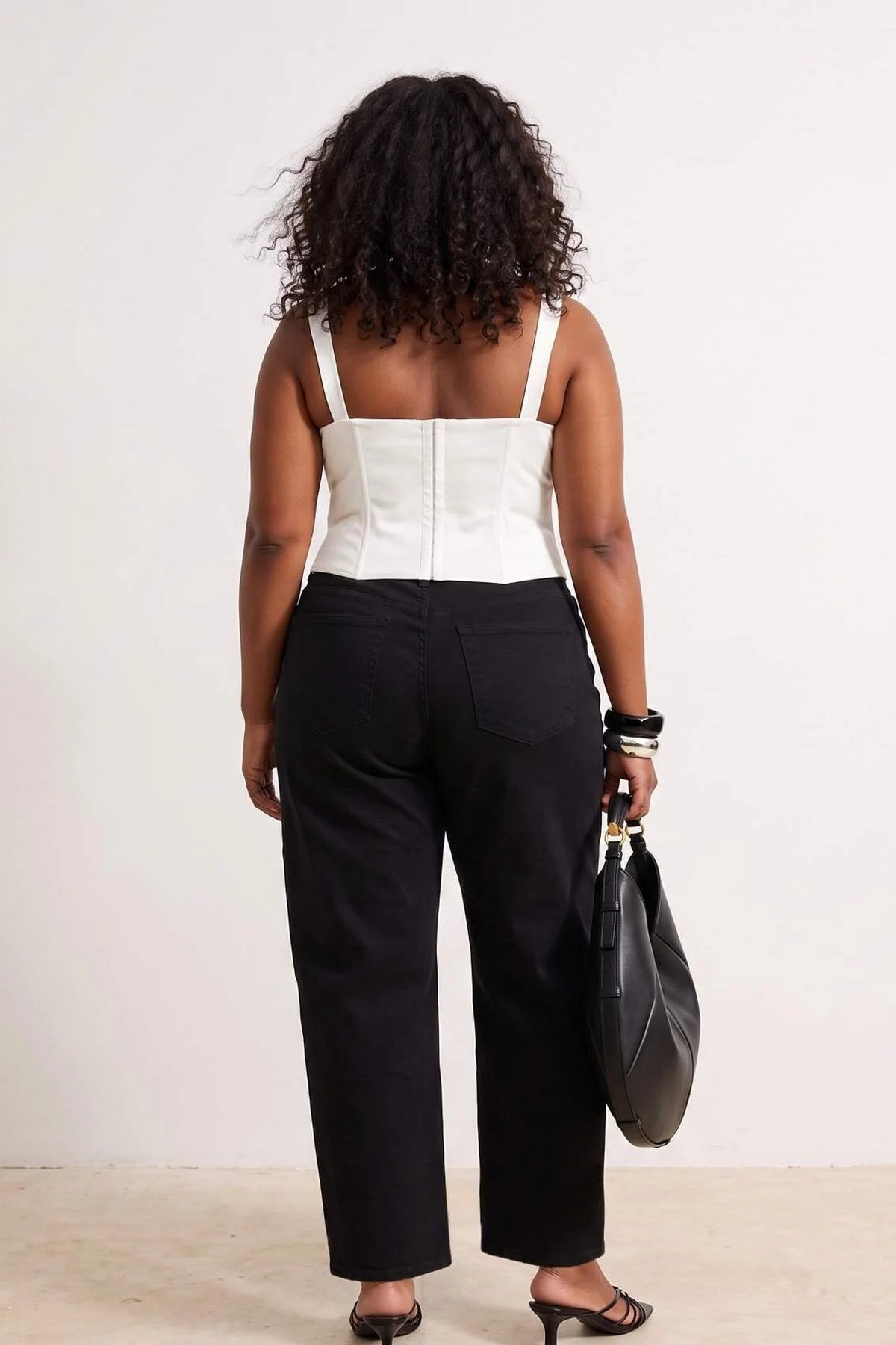 Pantalone TBBSS26AR00060 - crna [djesi-src-f3999ea03fa00e57dd9e37ba8c6ef78bbbc6e449565c8eb6d94deca28d5b766f]