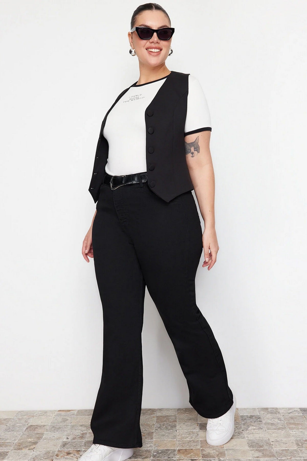 Jeans TBBAW23JE00001 - crna [djesi-src-0646b7eb856a4193e0c12c54aa43673ccb43c8eecfea35f3df538eb4e10a68a7]