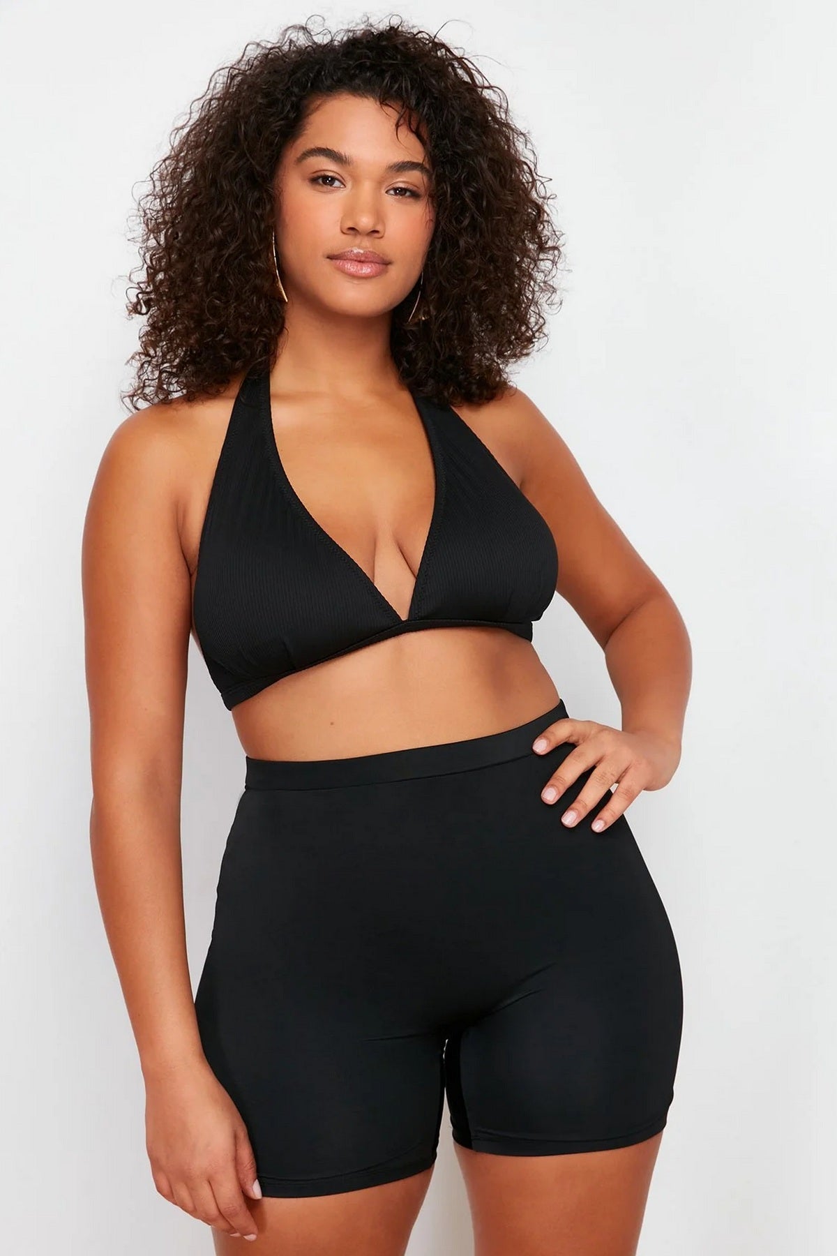 Donji dio bikinija TBBSS24CR00008 - crna [djesi-src-1a7ce7265e48ca1f53bfbb04d97279b81321def61e408454cc75d3b1a9e483d5]