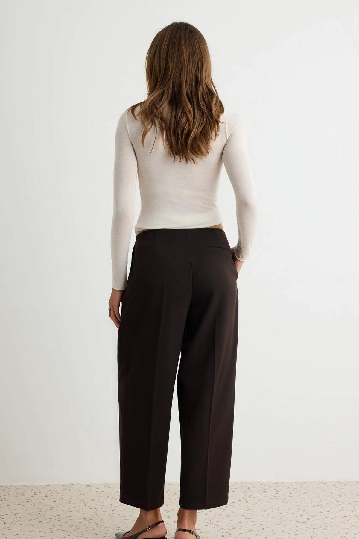 Pantalone TWOAW27PL00075 - braon [djesi-src-bba9509e3ea8236a8f5062fb3259f5e828df5378d45fd7264645e0c759e09e8d]