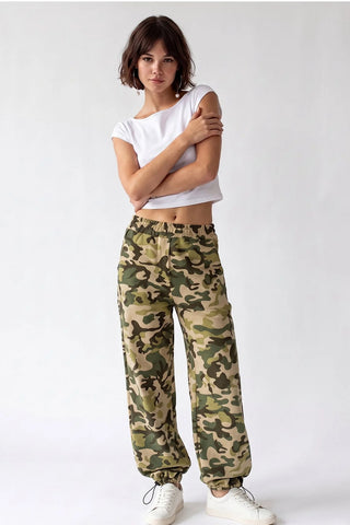 Donji dio trenerke TFTDRAW27EA0007 - khaki [djesi-src-f04e11ee6ef12330e90e43d8a08e2caf60f3c05286fbb964122f20563c82e807]