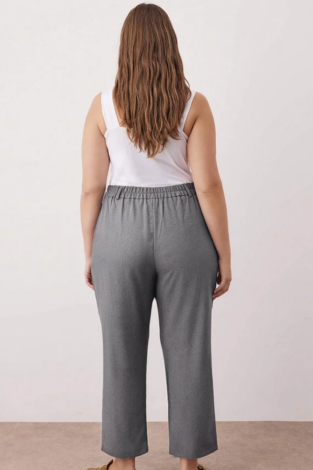 Pantalone TBBAW26AR00012 - siva 2 [djesi-src-2fac0bf1ad968c35b112c5c05f6de17674f5d766d5d29e18e0832f7a28d64e8c]