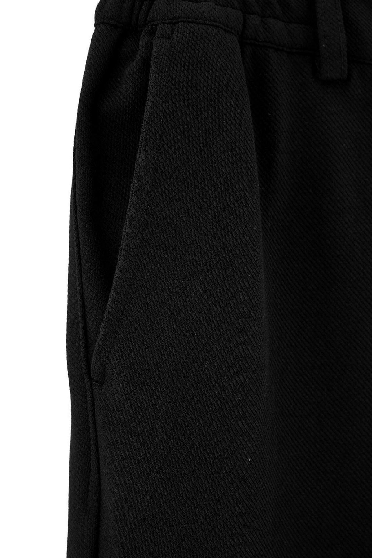 Pantalone TMNAW27PL00012 - crna [djesi-src-8c5f1b3fb497327971f8385bfdcaa6e5781fd9e1cf5c37ddbc296a17f0800fe9]