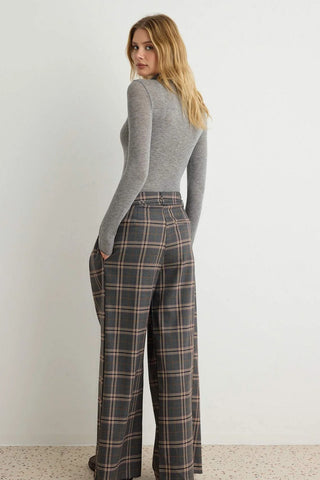 Pantalone TWOAW27PL00073 - siva [djesi-src-ea34ec08715a5e38d999c6024ed7e8b93da0fa4167699fb2a91955d56012f833]