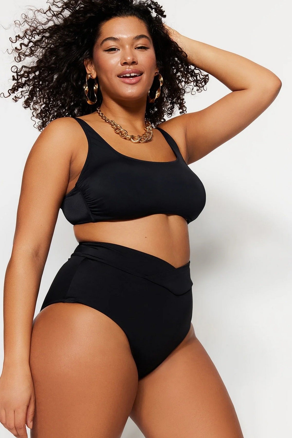 Donji dio bikinija TBBSS23CR00010 - crna [djesi-src-9b44f53bfcf57b9ef259a816897eb3f4a2684202618cf1e29f623e1542ccf781]