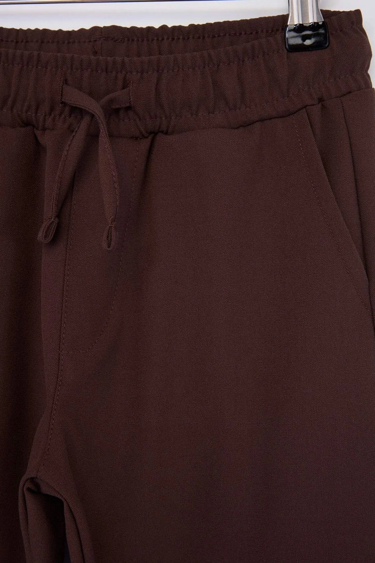 Pantalone TKDSS26PL00006 - braon [djesi-src-56d2dd2545e4decff4c795e69a388ce2a13f57ab3aadbd10b3ea1d67fb46410e]