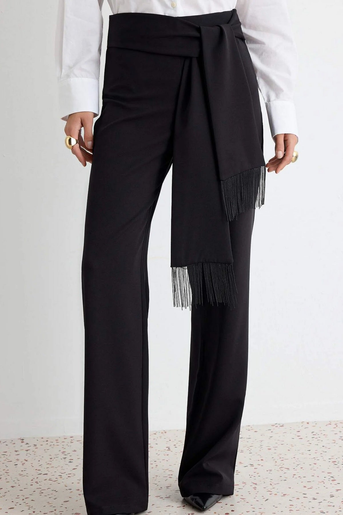 Pantalone TPRAW27PL00004 - crna [djesi-src-f6e1efa38a41bab1dc8ab0cf9c76cd2225372a804604005b905a8235740d18c1]