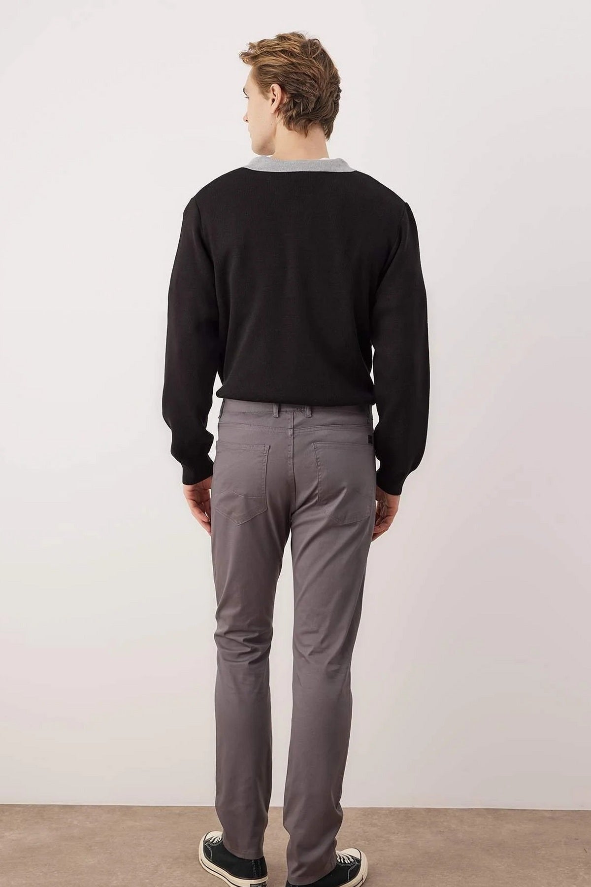 Pantalone TMNAW26PL00027 - siva [djesi-src-2e9edec72aabb111c7fecd906377059e48e9936aa0b8a6feef25f9bdd17da1f1]