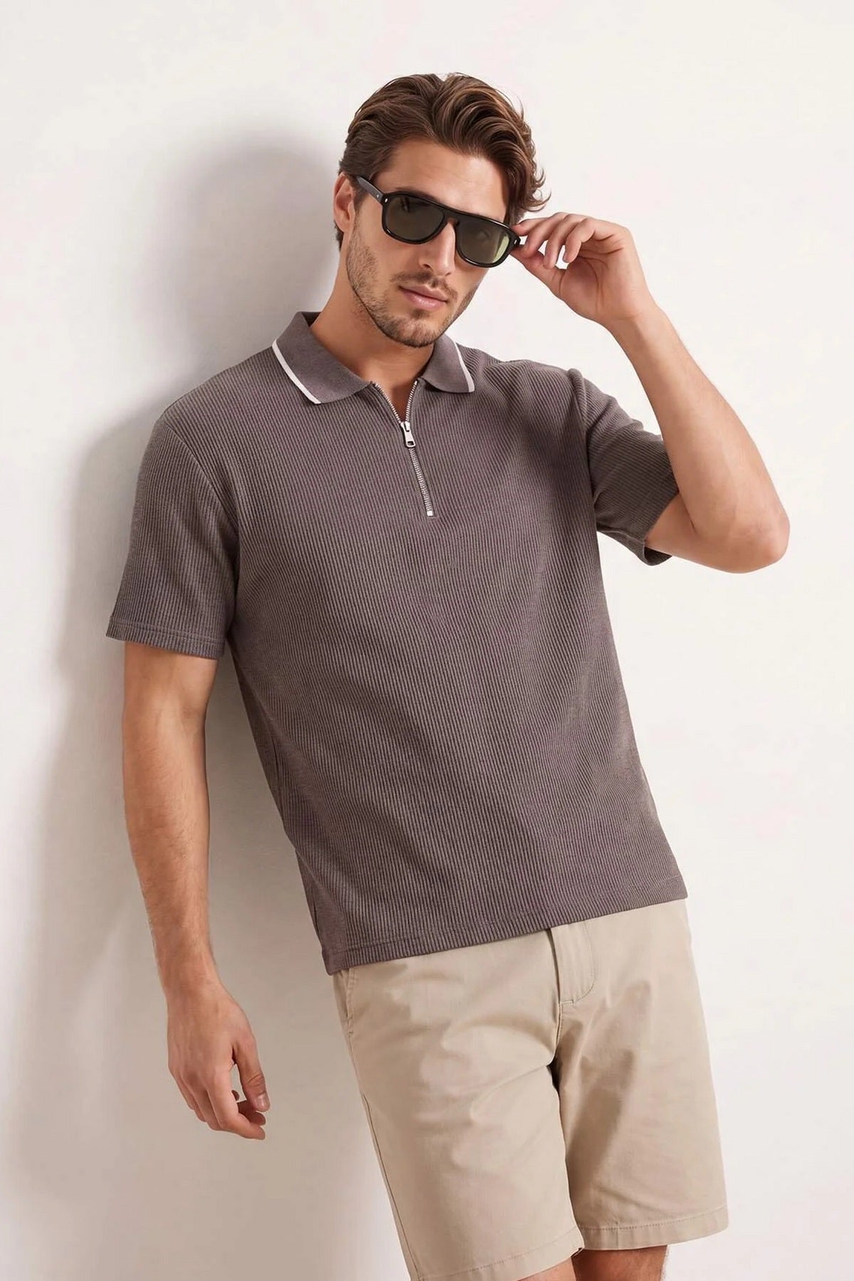 Polo majica TMNSS26PO00015 - vizon [djesi-src-d376bc5b646b484efa889476ccffc3e57bd598d785f72fd2da999291ea75b8e6]