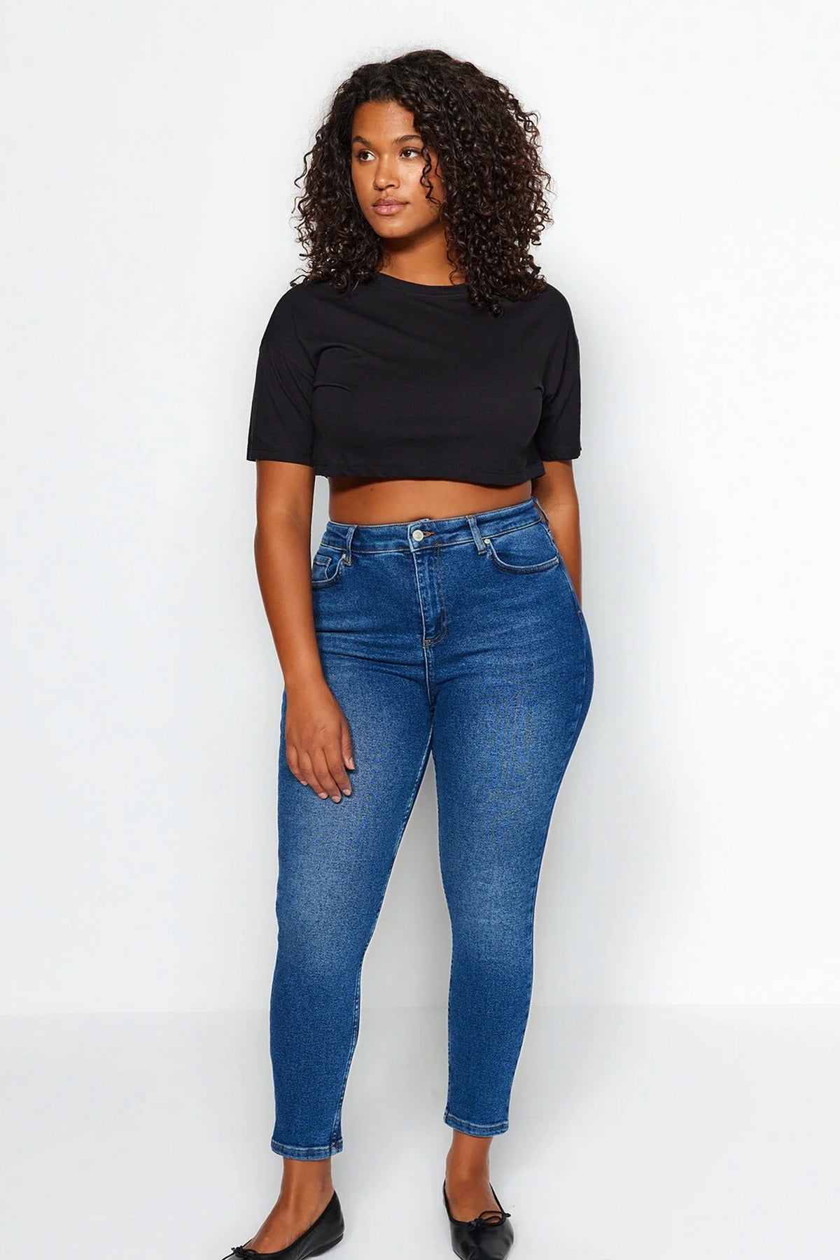 Jeans TBBAW24CJ00048 - teget [djesi-src-5b12dcaf3d1c60b461bf4716ab4a94287596f10cc3d14937a9ca937e620028ef]