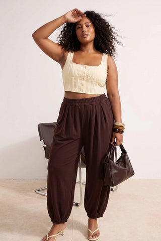 Pantalone TBBSS26AR00052 - braon [djesi-src-5823f2d6b18c3fc6a1e2722048dfa375e4200bafd69405c060645af1f1777e5d]