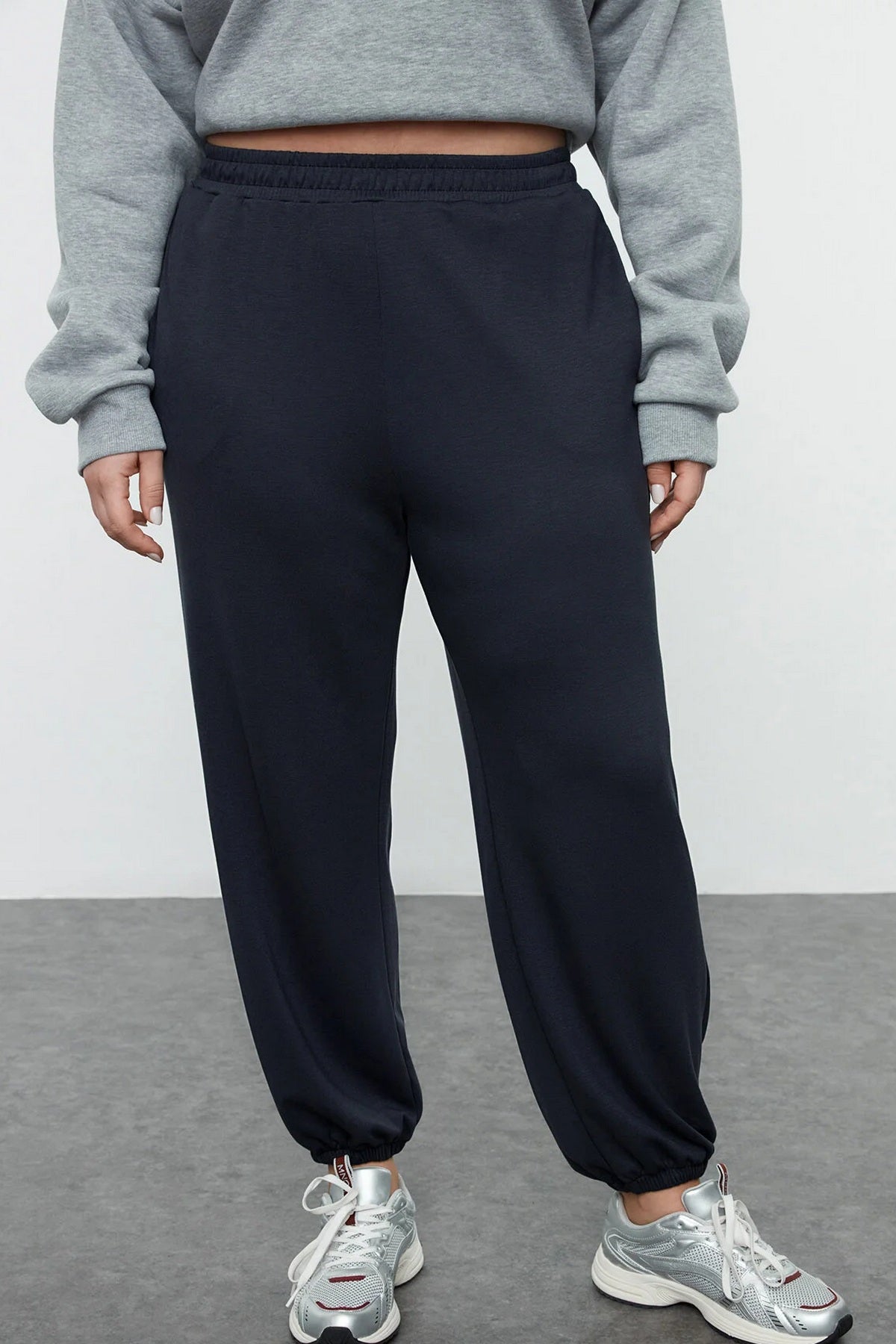 Donji Dio Trenerke TBBAW25AJ00003 - indigo [djesi-src-759e732213f2bb8e9bc26eeb5bbde74a3102c0f4a55e919547b1ea3754e1fd65]