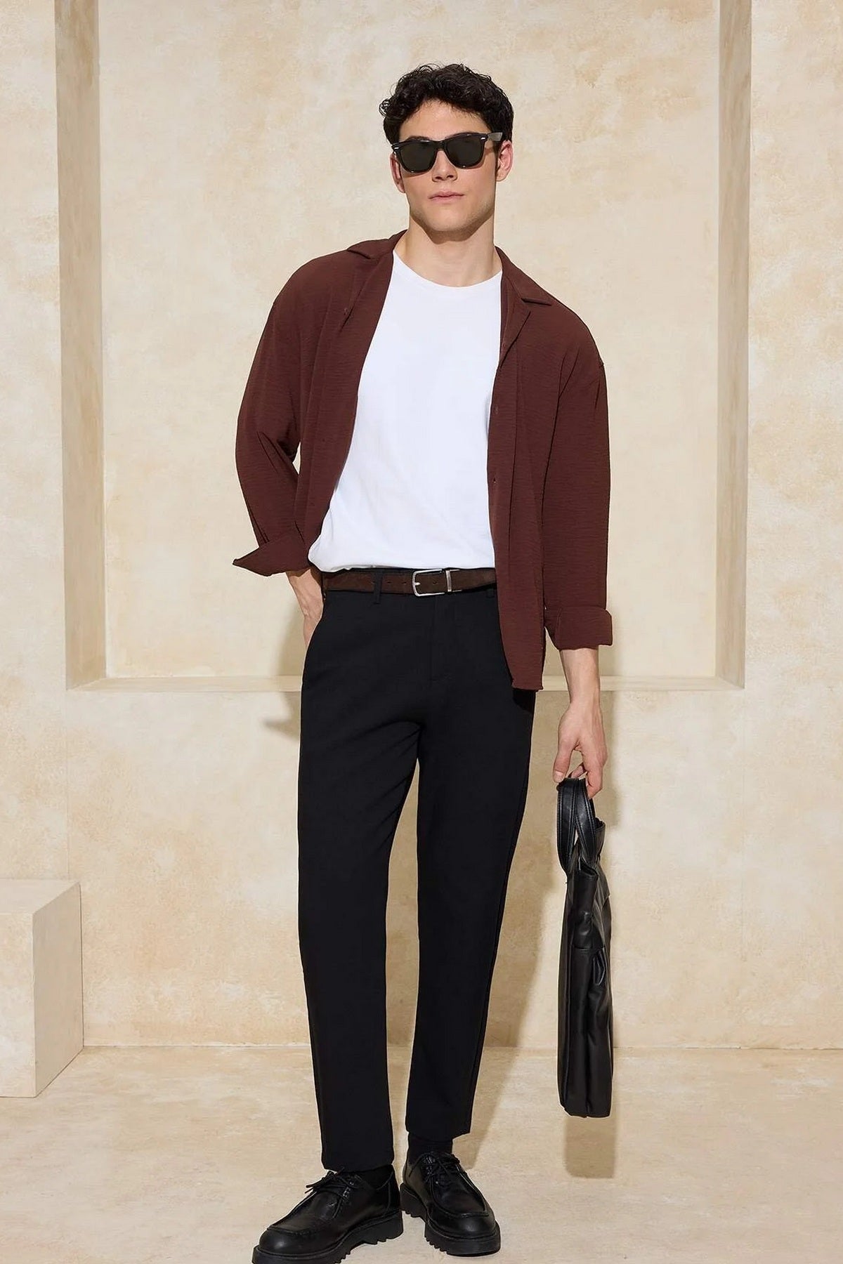 Pantalone TMNSS26PL00006 - crna [djesi-src-5441fedf954d222468204df393ef294578dc392012eec19e4d25b7d76cdbfd96]