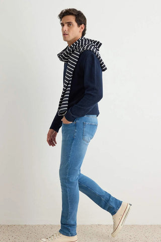 Jeans TMNSS21JE0067 - plava [djesi-src-ea097594bbc73a1287e17fba43e3e37244ca614cd58d116b6ea0a65d7b2227b9]