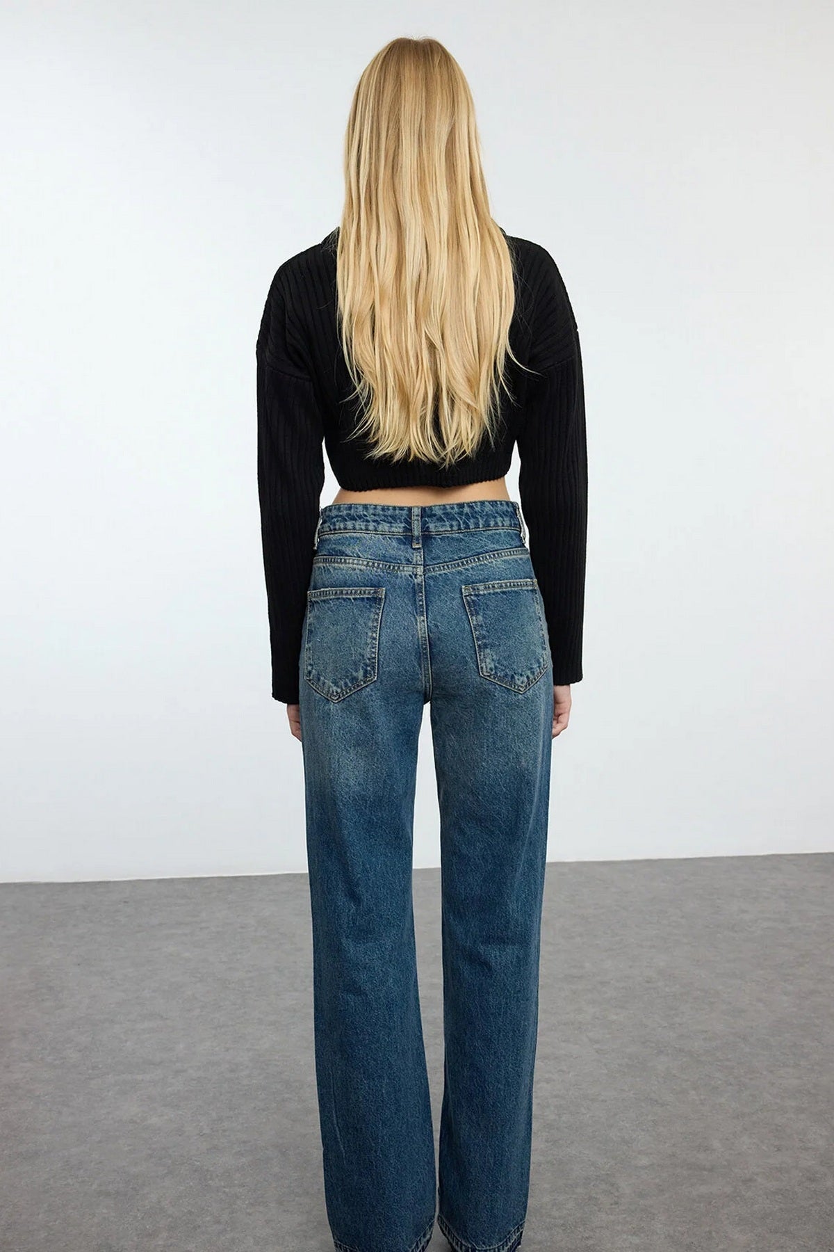 Jeans TWOAW25JE00203 - plava [djesi-src-016a9000eeba866e4fc0db63ed58fb3cd472e073601fda14010d8a86df606c60]