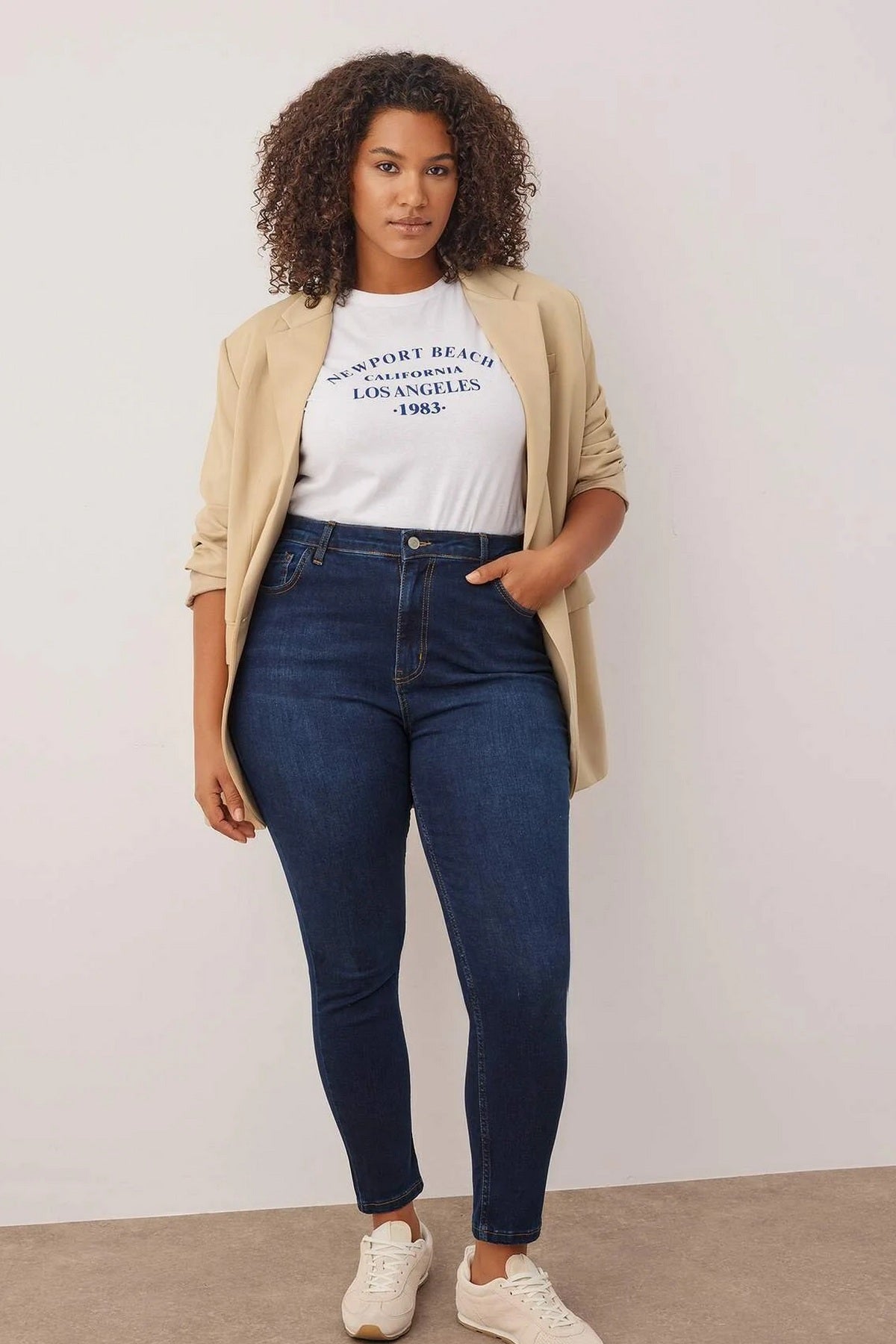 Jeans TBBAW23JE00000 - plava [djesi-src-bd73d45aae003b89b2091c49f63c789f8bf07dd15adfd97013acedf265c47a10]