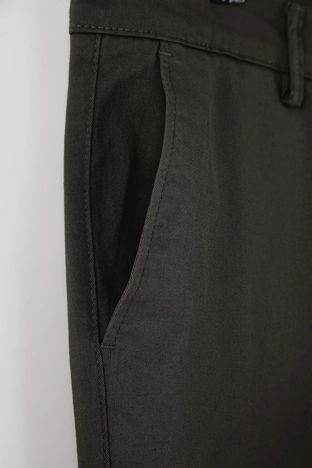 Pantalone TMNAW26PL00026 - khaki [djesi-src-e3fce3460c6a17360b0d2fe1c012b26b00ac6d68283a4ad9ce98e60831ddf193]
