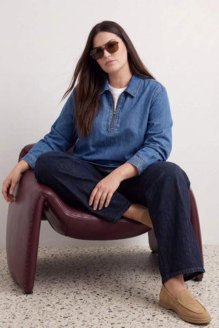 Košulja TBBAW27AX00001 - plava [djesi-src-4f0f1e9ed851b071a861671f27074d2d6689dea23270e9ca5c86e5a003a04225]