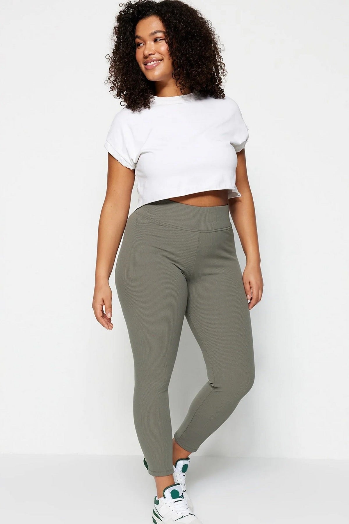 Helanke TBBAW23BV00017 - khaki [djesi-src-0e4cc7cd7a4e173d5f43085e173461721792f79484c5aafab8e6922aa0ef440f]