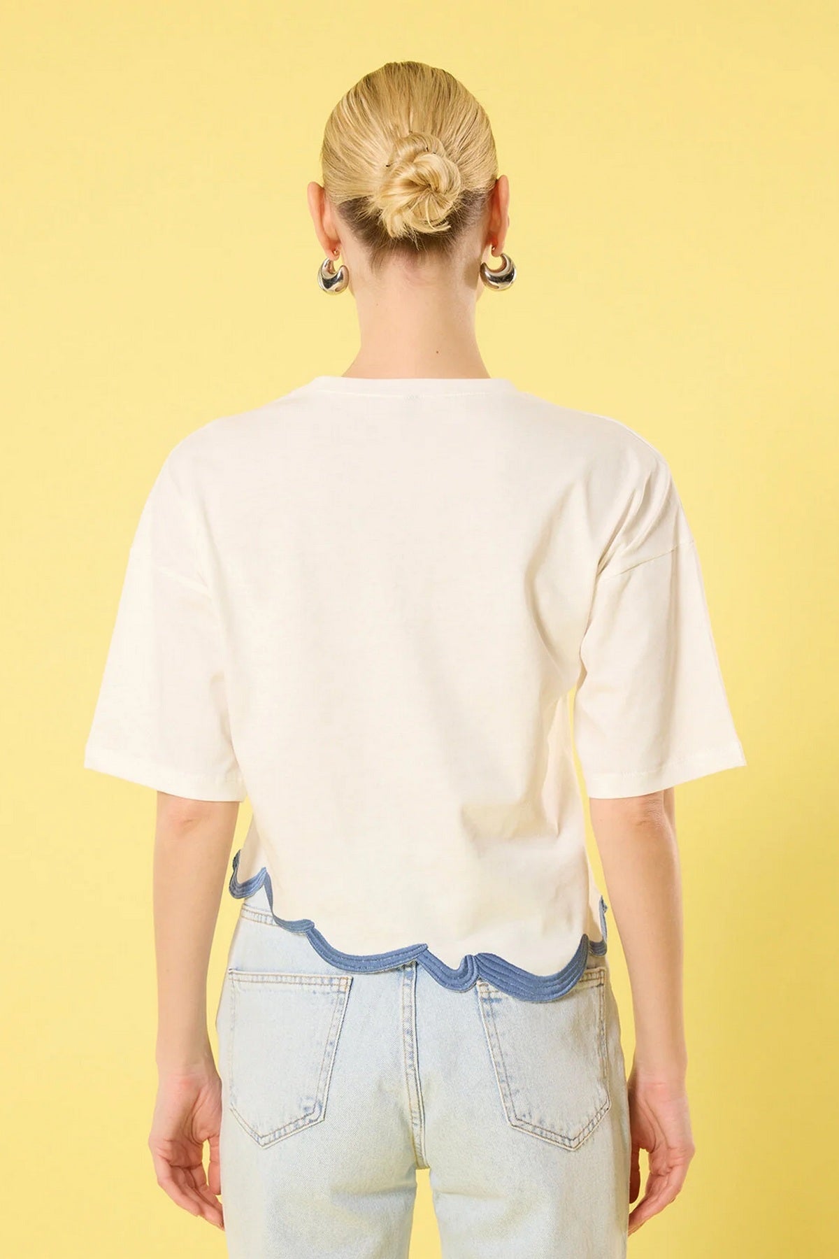 Bluze TWOSS25BZ00365 - ekru [djesi-src-0b84e02b06740ce41a665f73a2fd750367ac0827f4106055e4865bb02f3e0f20]