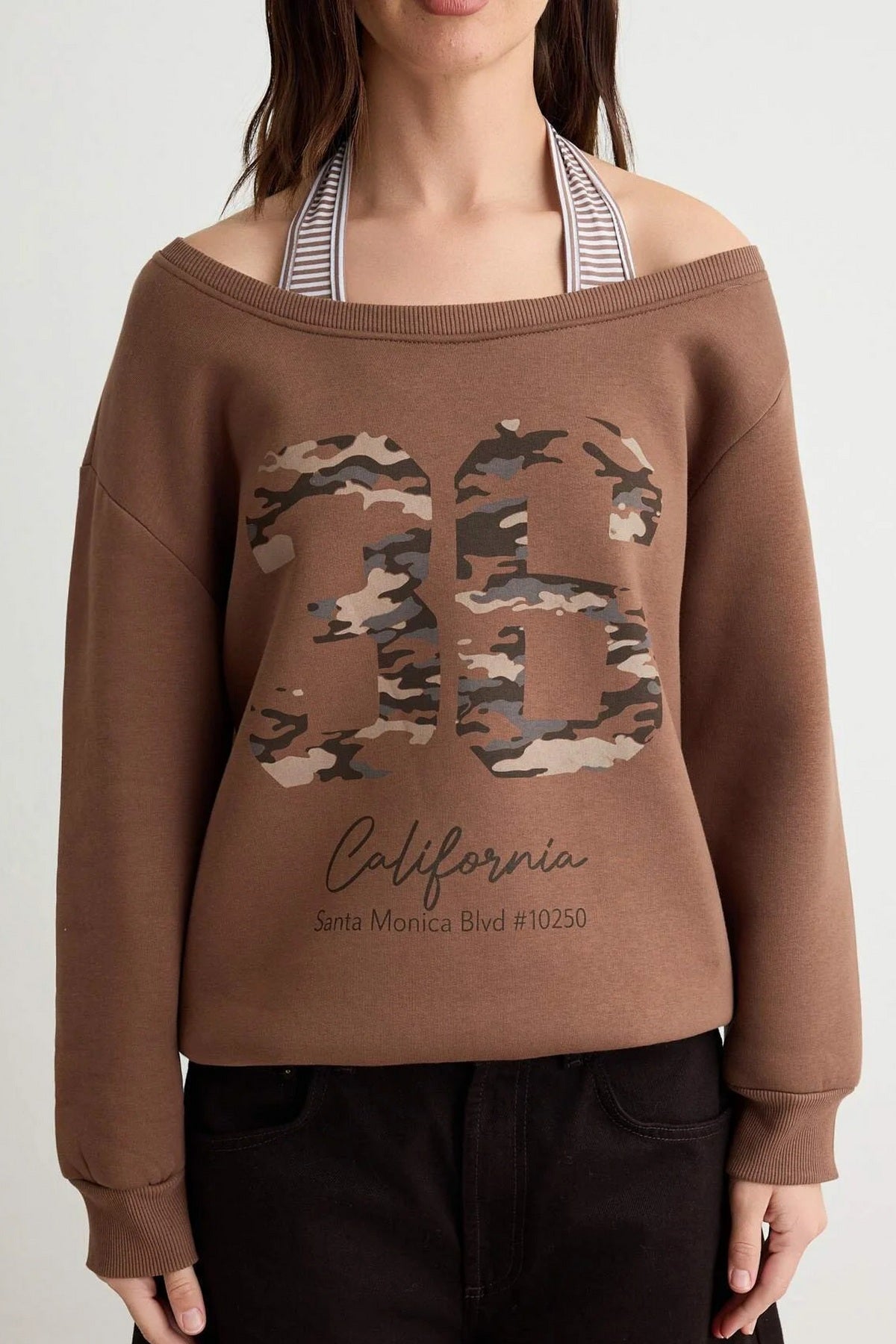 Dukserica TWOAW27SW00227 - khaki [djesi-src-d4ca246bac59920b0e5c7aeea9249d5b3982d2947eef1f9940a7023c2bd42fe6]