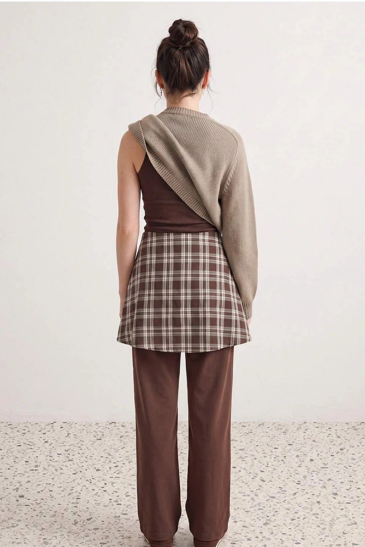 Pantalone TWOAW27PL00166 - braon [djesi-src-bce2d69a53d2be21fef1814aab9e2c5d6a3ca7ea8e5ddfeeb239c9d7faf3faed]