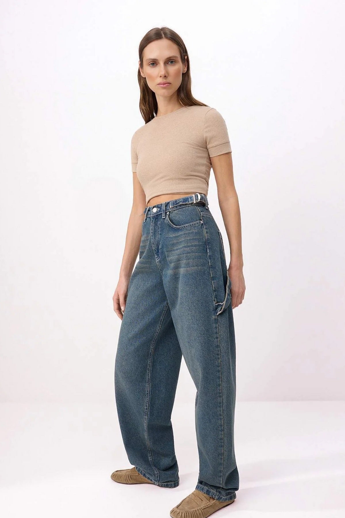 Jeans TWOAW24JE00308 - plava [djesi-src-ab1de8a0b9cff68e28f4c0bfb9f52bd889eb7024008a4fac2437597a63509342]