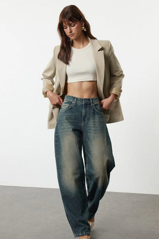 Jeans TWOAW25JE00140 - plava [djesi-src-4437dd796f8ddd4715eb153643ebc6d999418c73cf14d0e0e4b7a6de4f9ccbc0]