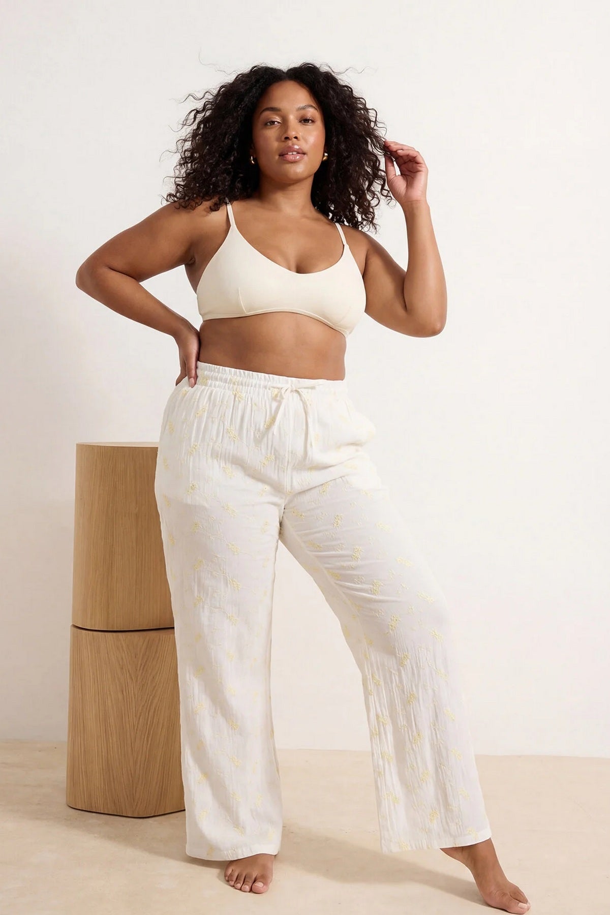 Pantalone TBBSS26AR00011 - ekru [djesi-src-627c5e53e86460768482faf2a52c77b1c1610ca2788a8f4e6c71730ae35d9f1f]