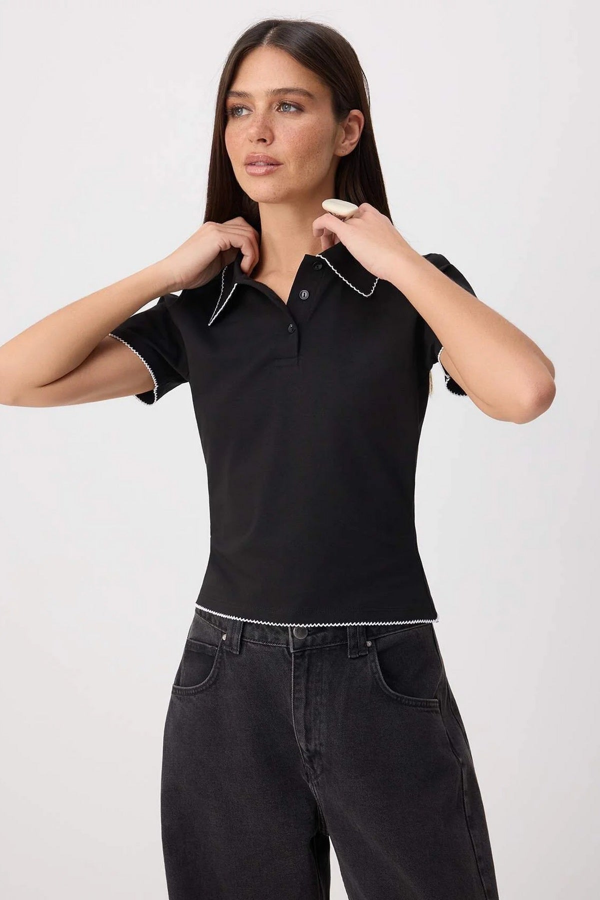 Majice TWOSS26TS00245 - crna [djesi-src-192fc2277706d3e7aff0af08a668af8e3cc5d21f57263f32195ff745ba570018]