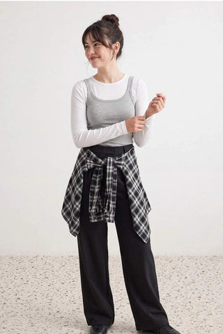 Pantalone TWOAW27PL00166 - crna [djesi-src-db8027a08f81c1a0f3e3afa4f30c6a857330e664875ff4e9e11ed33572cbf566]