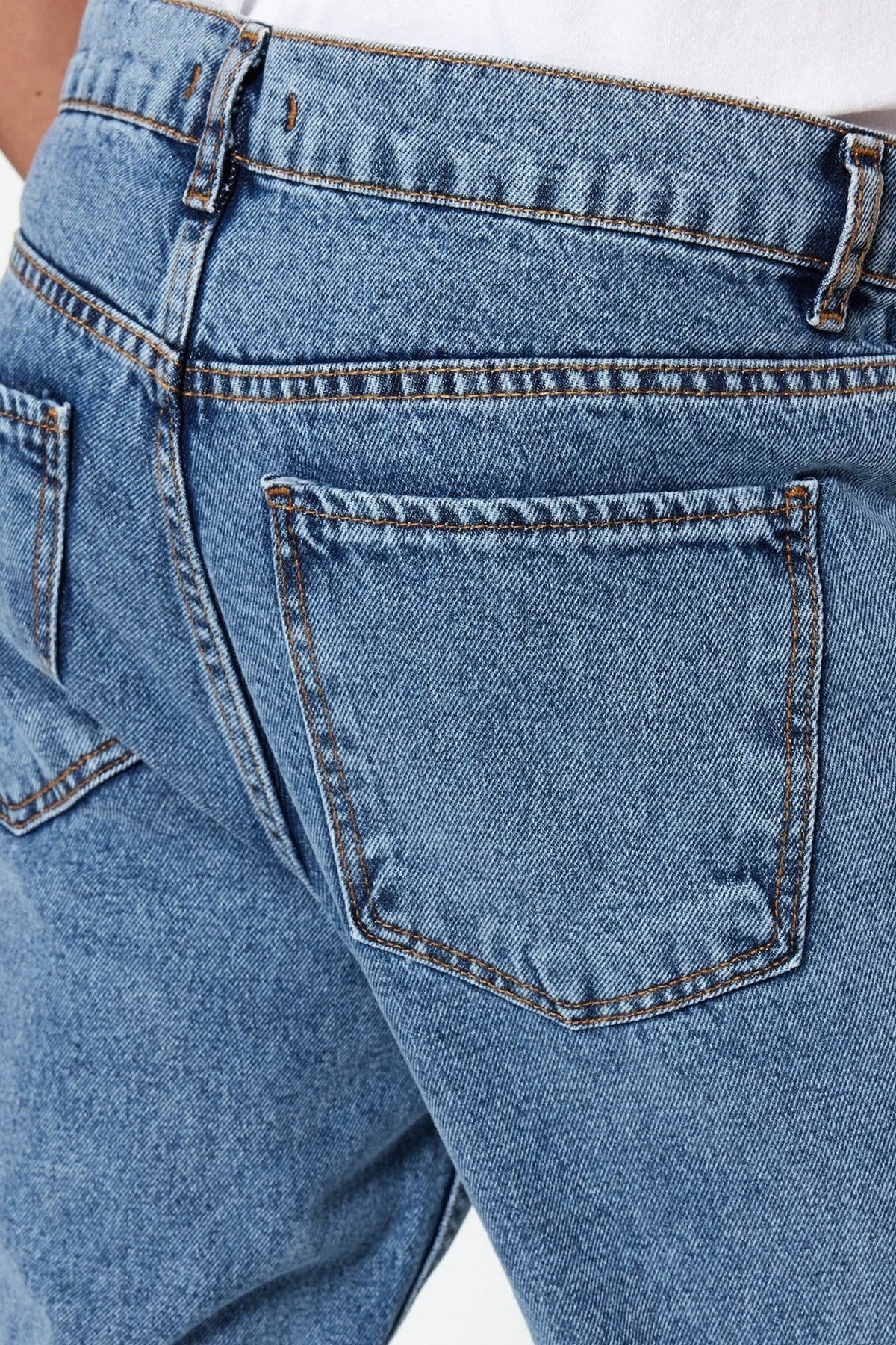 Jeans TMNSS22JE0227 - plava [djesi-src-c0bfd6ccb510b0f67144a7a51333add5816e2bfce786452966e21f5cfb156b76]