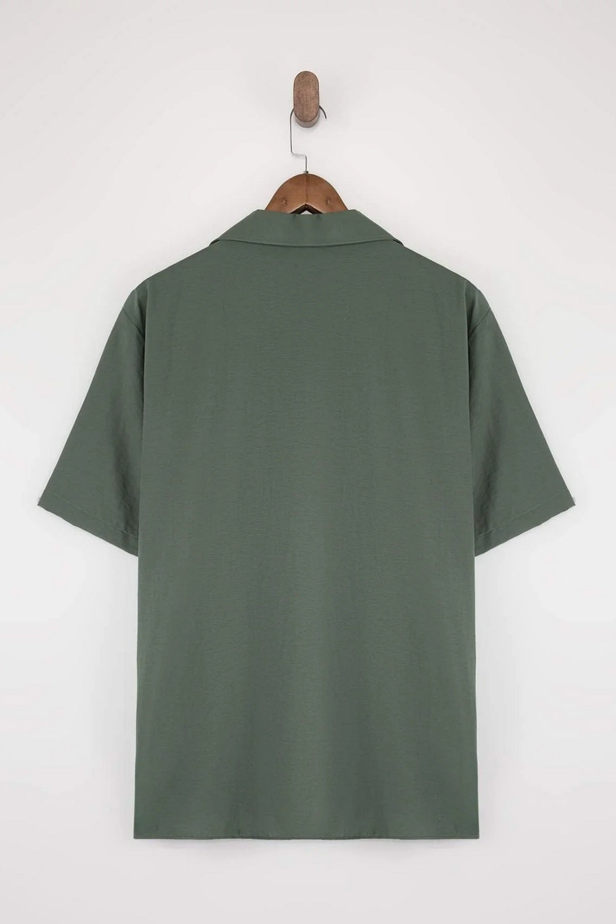 Košulja TMNSS26AX00001 - khaki [djesi-src-e831be35ab0ef120dfd6349a73ebe1b8a50f861352a357e08a799d5b5f7b943e]