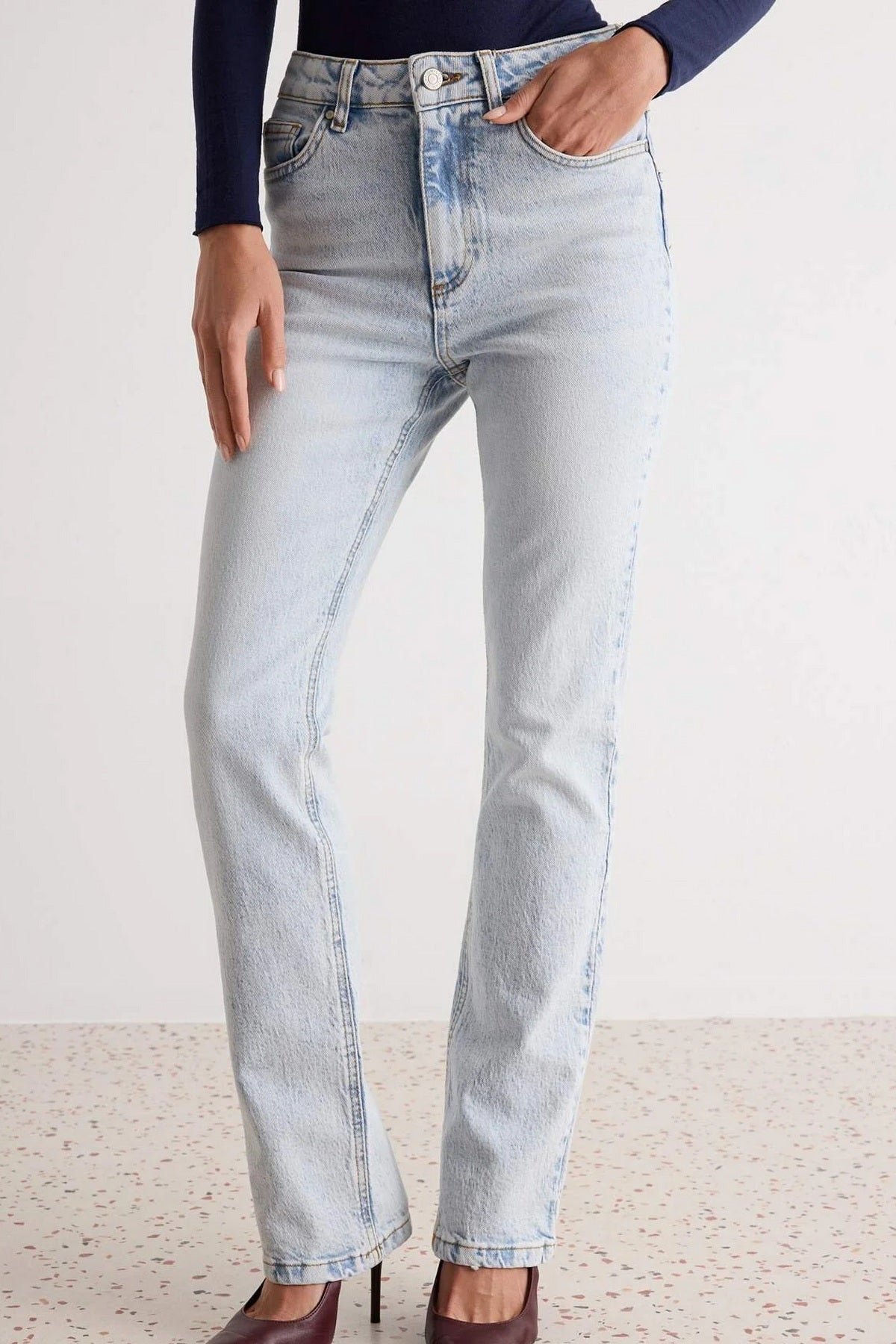 Jeans TWOAW23JE00657 - plava [djesi-src-536eb1165527a2c31b7671dfe4f8a049c28953491203e59b77a90003830b7f49]