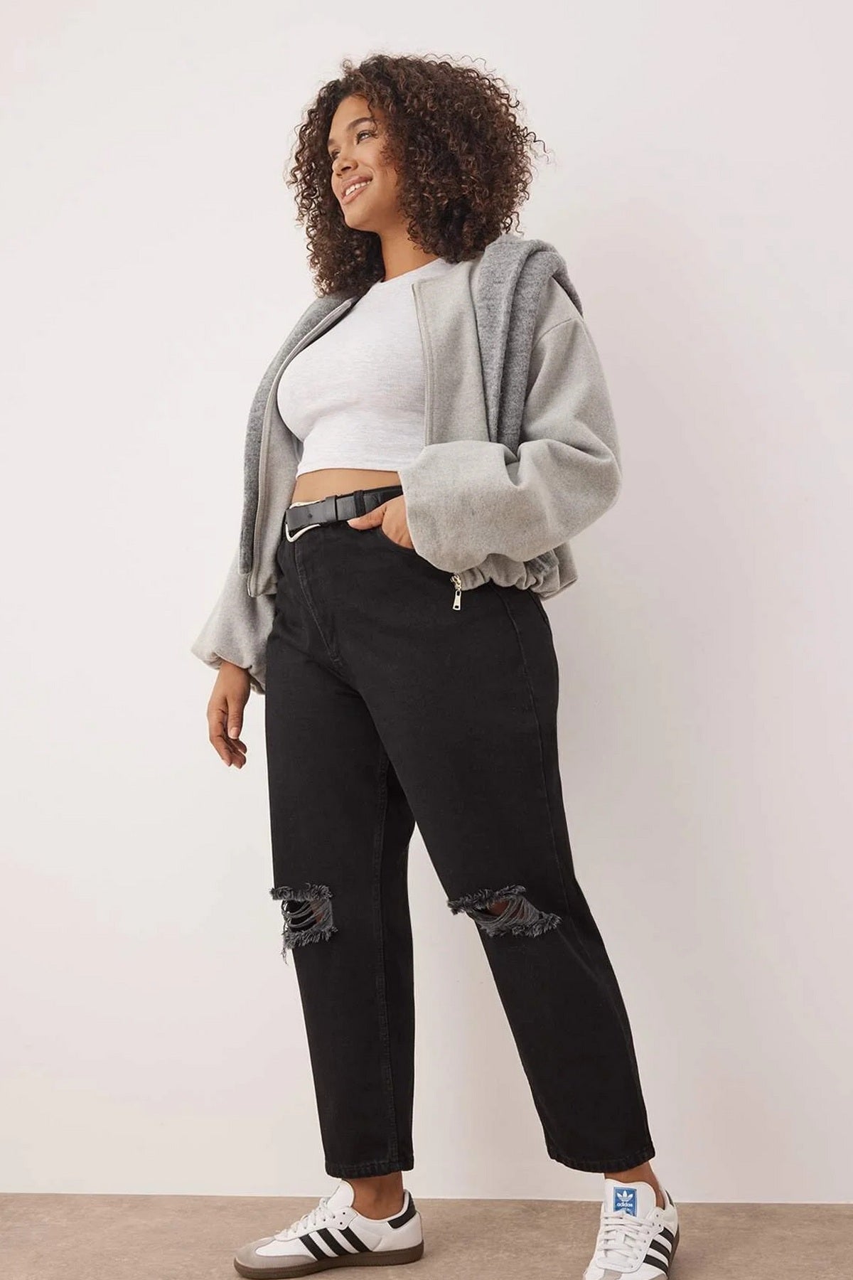 Jeans TBBSS23CJ00019 - crna [djesi-src-642689d47a5f5dec38558d250d750e2d1b4eb16061c45fdfa0152135dcef8521]