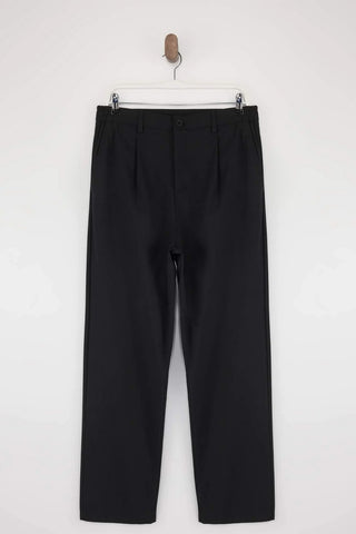 Pantalone TMNSS26PL00021 - crna [djesi-src-8f4556f1f44c63804f77e7981d6c2e5eef81d2be7593a2dfc4e5be717e0ea404]