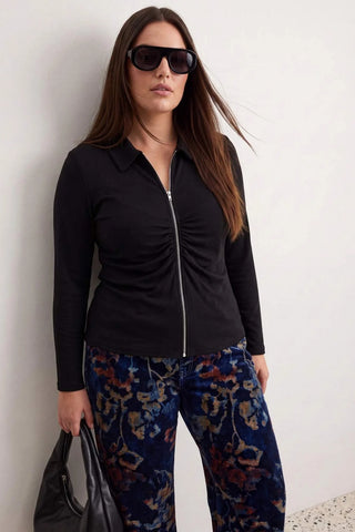Bluza TBBAW27AF00053 - crna [djesi-src-c29e3e77dd3ac497e219e7deb981a1756fde5a11f7841389fefa8c61ef700004]