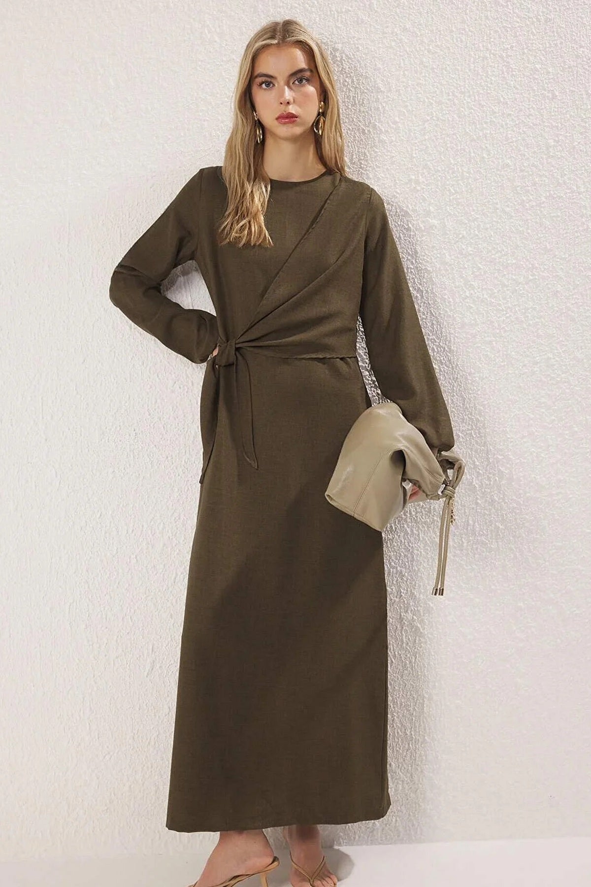 Haljine TCTSS25EB00129 - khaki [djesi-src-27cc1c2deccd81d89135f022de8e668e289f46aa9f4a8018ae3610385dd10473]