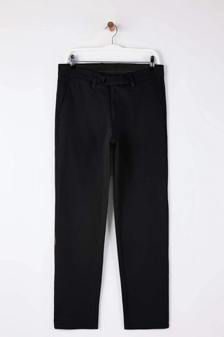 Pantalone TMNAW26PL00029 - crna [djesi-src-09956a3f3037b56e12396e24b03638229bd4081f1cbb5c24b446e6f857053aca]