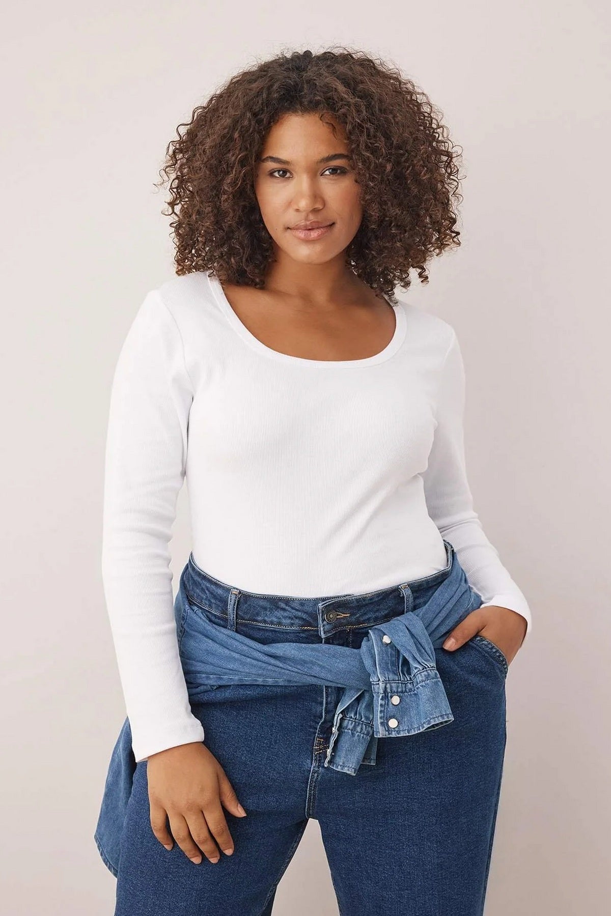 Bluze TBBAW25AF00018 - bijela [djesi-src-ea9c677ae97037d75c7167baa787901b660abdc6ebbe478c65eec2185d078465]