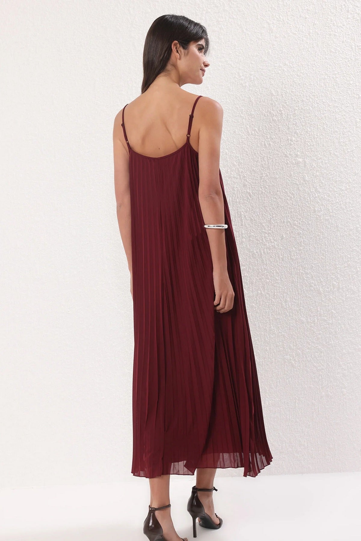 Haljine TWOSS25EL00170 - bordo [djesi-src-03c04ee30541d223a42f31c604b7306180812ab80bd59a553a5fd79abaed687a]