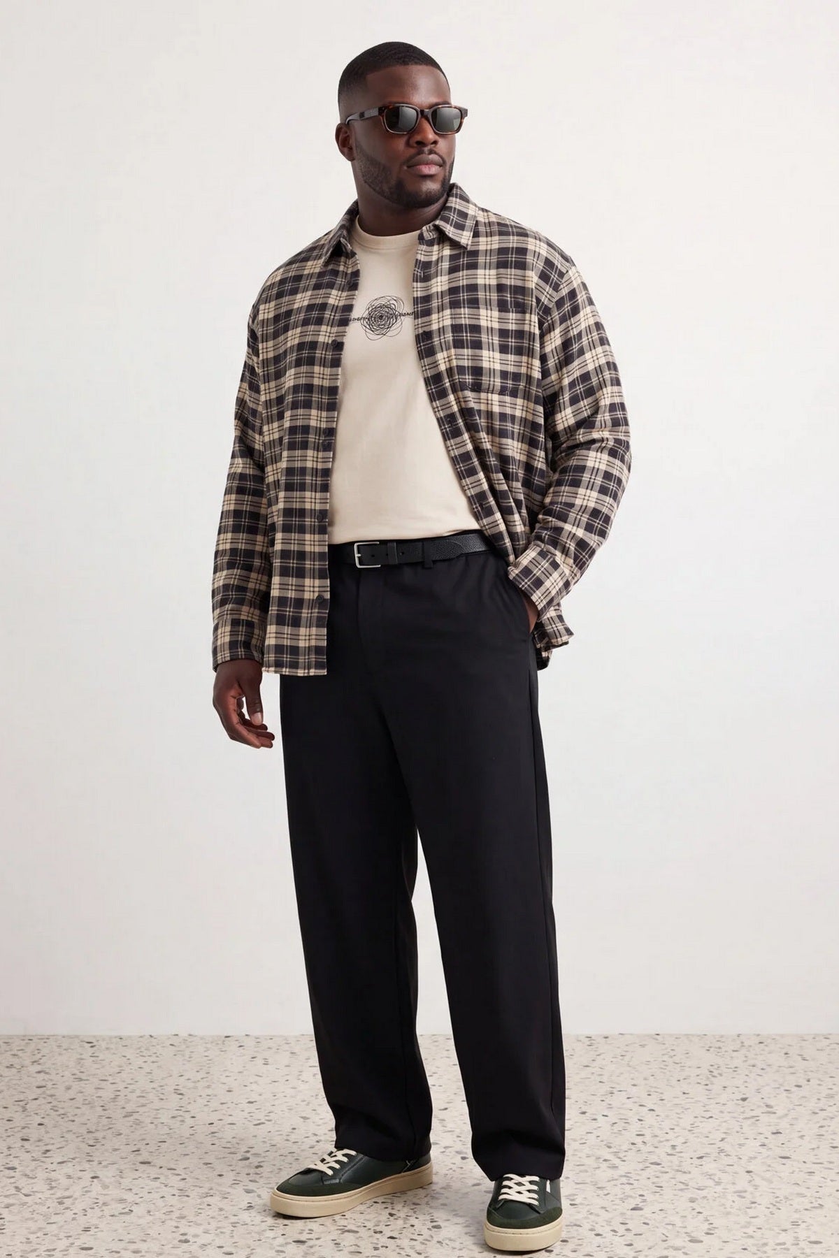 Pantalone TMNAW25AR00000 - crna [djesi-src-0cecc2e85906da807c02d7b8df17b84b7c901a422528516fc6317786c098dcac]